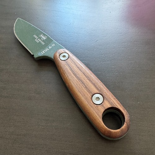Walnut handles scales