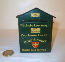 ANCIENNE TIRELIRE BOITE AUX