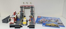 LEGO 7937 - Gare Train Station Eisenbahn - 100% complet - Comme neuf - Like new
