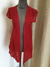 Tres beau haut gilet dentelle rouge Pain de Sucre 36 tbe