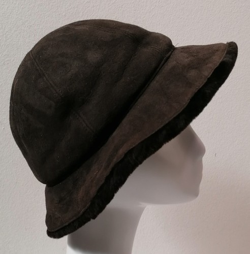 Chapeau vrai mouton - en,