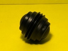 L16  : KINDER 1995 - Jeu magie boules K95 111