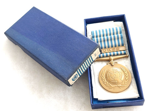 Une médaille des nations - une,