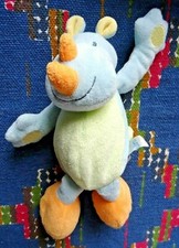 FB2/  DOUDOU PELUCHE NATTOU