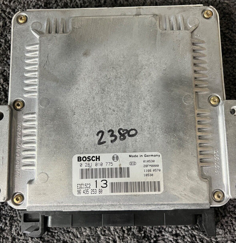 Calculateur moteur peugeot 406 - moteur,