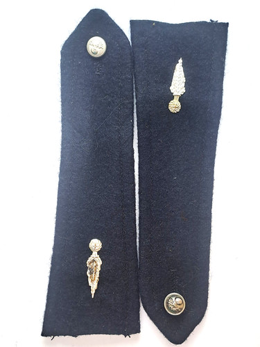 017034 épaulette gendarmerie