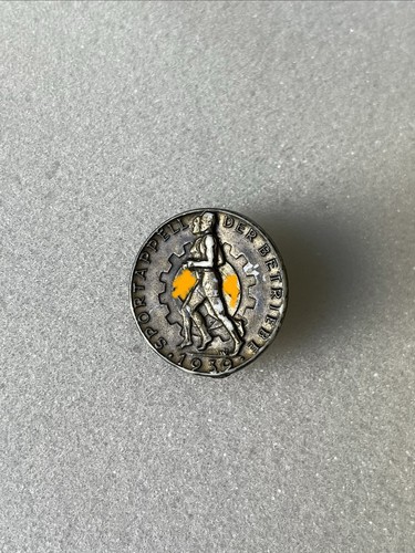 Allemand ww2 plastic badge - allemand,