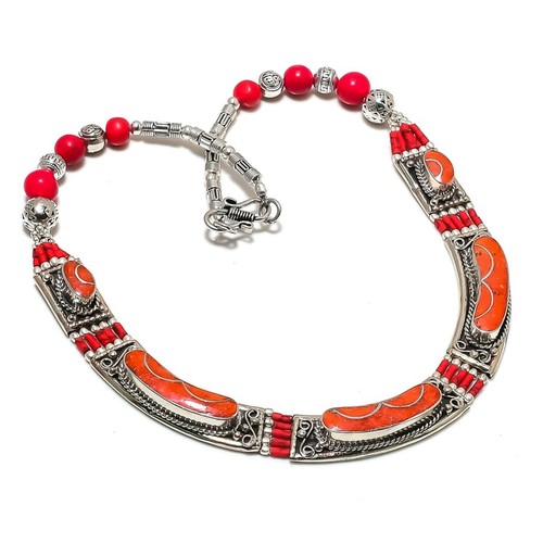 Collier fait main corail rouge