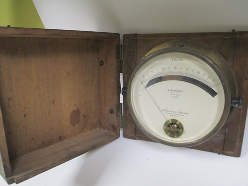 Ancien voltmetre aperiodique - ancien,