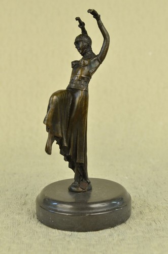 Sculpture statue bronze - sculpture,