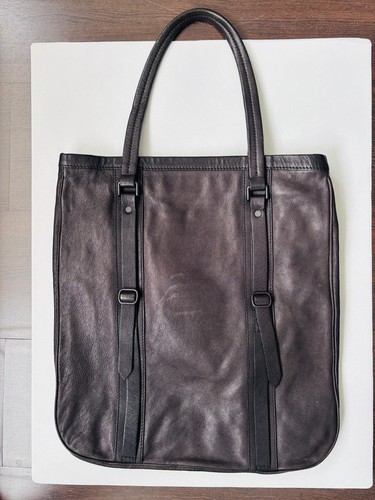 Black burberry bag - in, genuine