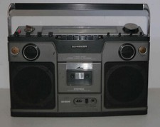 Radio cassette boombox vintage Schneider SX8000 pour pièces