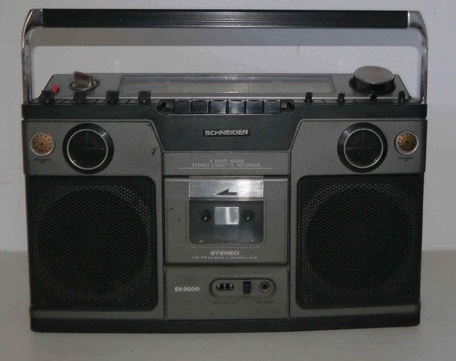 Radio cassette boombox vintage