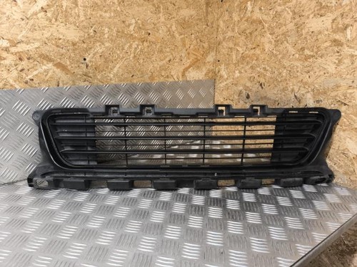 Grille pare choc peugeot - grille,