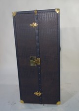 Malle armoire avec simili - malle,