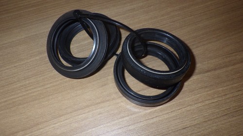 Rock shox totem - shox, seal