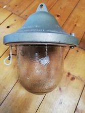 Lampe industrielle/suspension industrielle/Industrial lamp/old lamp