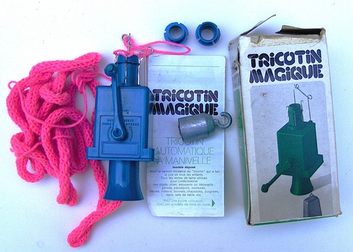 Tricotin ancien magique - , à