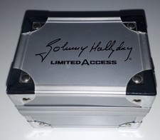 JOHNNY HALLYDAY FLIGHTCASE ET MONTRE LIMITED ACCESS  700 EX NUMEROTEE SIGNEE