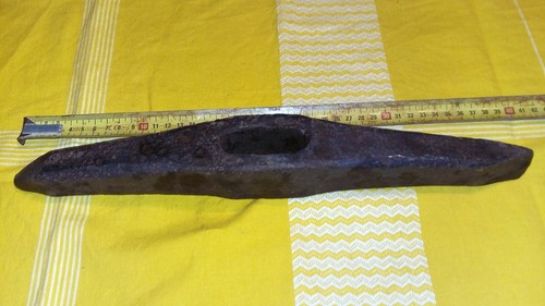 Pioche pic outil ancien -  -outil,