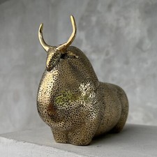 Sculpture abstraite d'un bison américain - Bronze doré