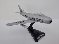 ✨-F-86F-Sabre Del Prado - Avion en métal peint-ech 1/110 - 