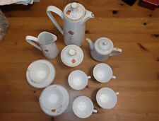 Service à café en porcelaine