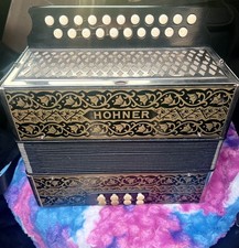 Hohner Vienna Model 2915 G-C