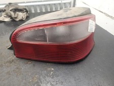 Feu arriere principal droit