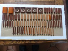 Lego : Lot de 93 mur, pilier de différents marron ,1 ,2 et 4 tenons et arrondi