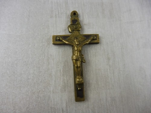 Ancien pendentif religieux