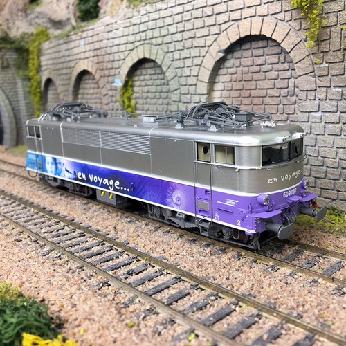 Locomotive électrique 9282 - locomotive,