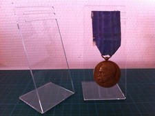 LOT DE 2 PRESENTOIRS POUR