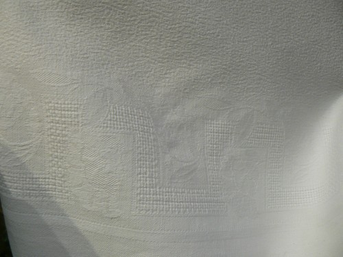 Belle ancienne nappe - nappe, blanche