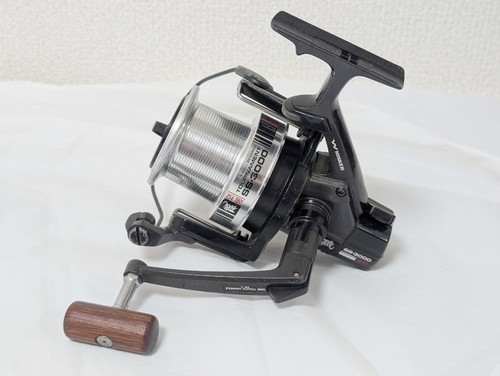 Moulinet long moulé - , daiwa