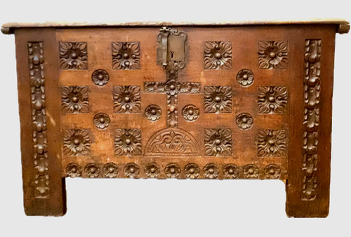 Coffre ancien style - de,