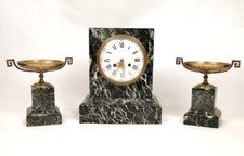 Pendule borne garniture de cheminée cassolettes marbre vert, Raingo Frères,