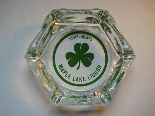 Vintage maple lake - maple,