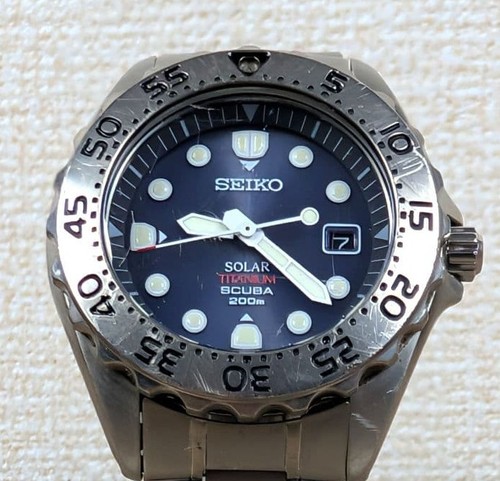 Seiko v145 0ah0 solar - solar, quartz