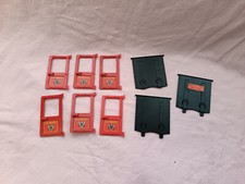 LOT DE PORTES ET PORTE-COFFRE