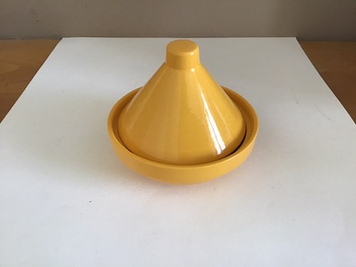 Petit plat tajine jaune - plat, jaune-