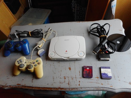 Console one manette - 2,