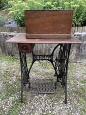 MACHINE A COUDRE  SINGER Avec