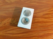 LEGRAND CELIANE appareillage double poste 1 interrupteur va et vient / 1 prise