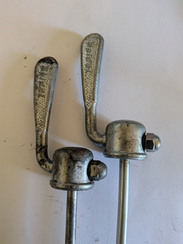 Paire serrages rapides - paire,