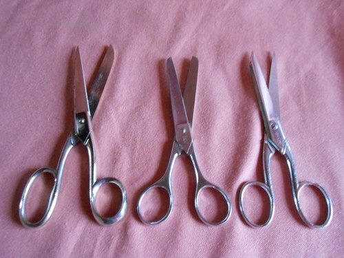 Paires ciseaux de - de,
