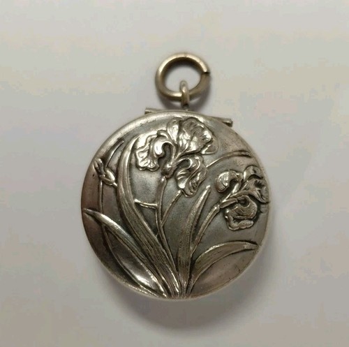 Pendentif boite pilulier - pendentif,