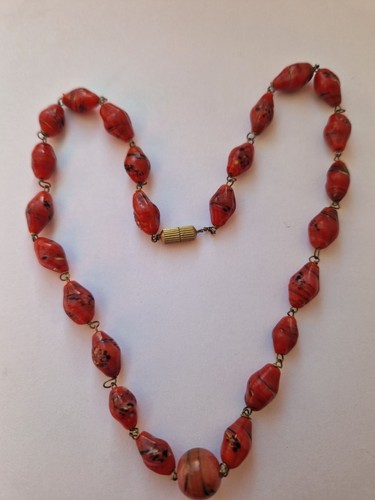 Collier perles verre - en,