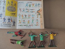 STARLUX Farwest série luxe spéciale  5 indiens SIOUX (décor et autre non inclus)