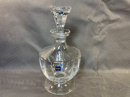 Ancienne belle carafe vin - carafe, à